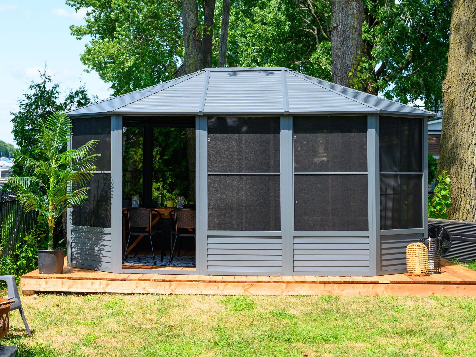 Florence 12x15 ft. Solarium–Metal Roof