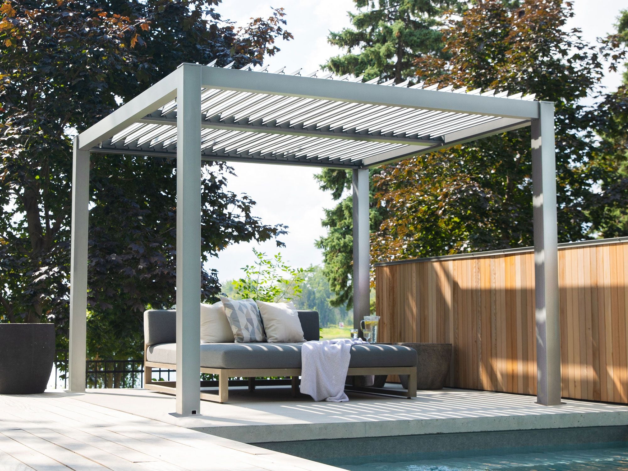 Vikos 10x10 ft. Freestanding Aluminum Pergola