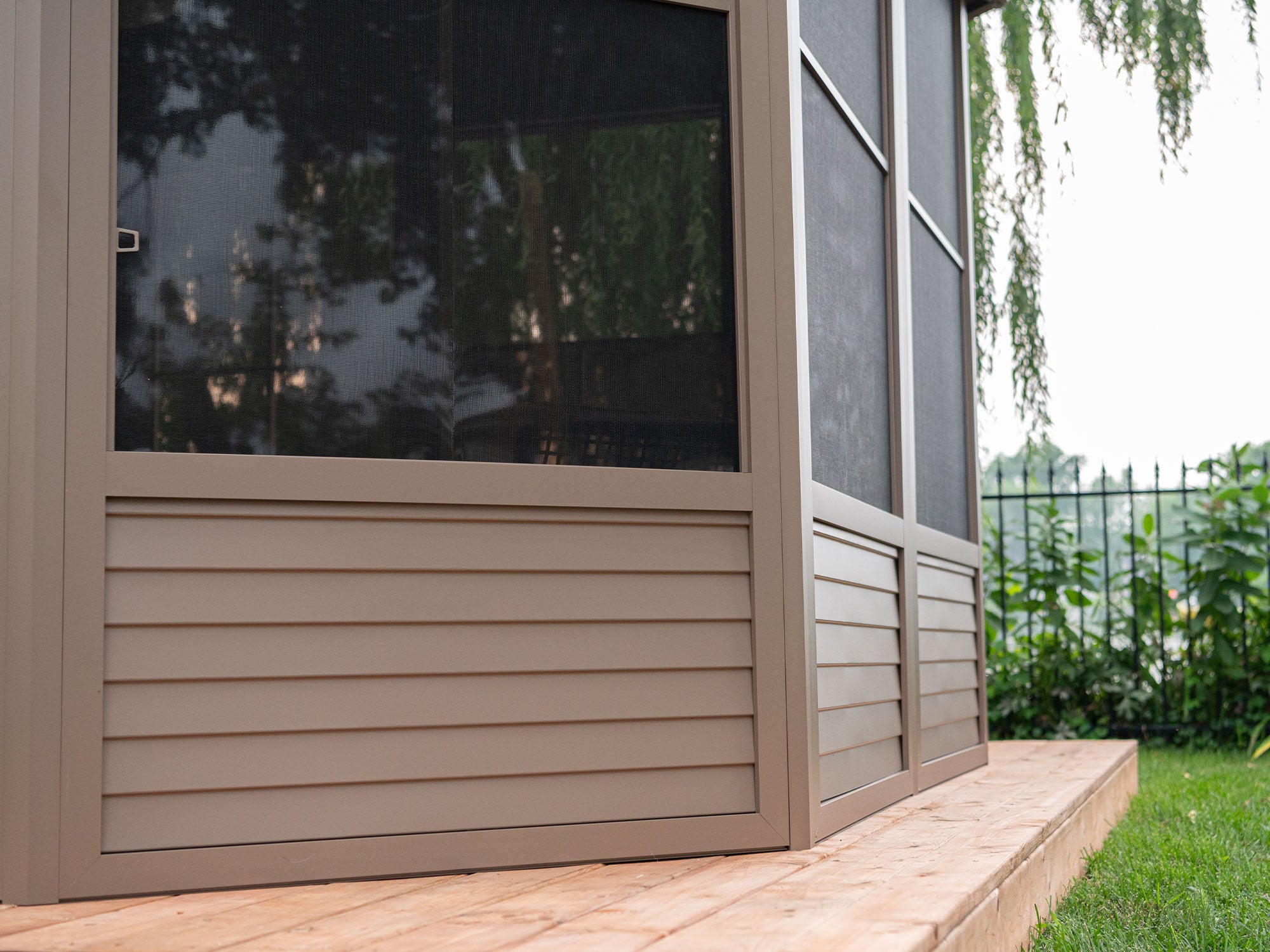 Florence 12x12 ft. Solarium–Metal Roof, Sand