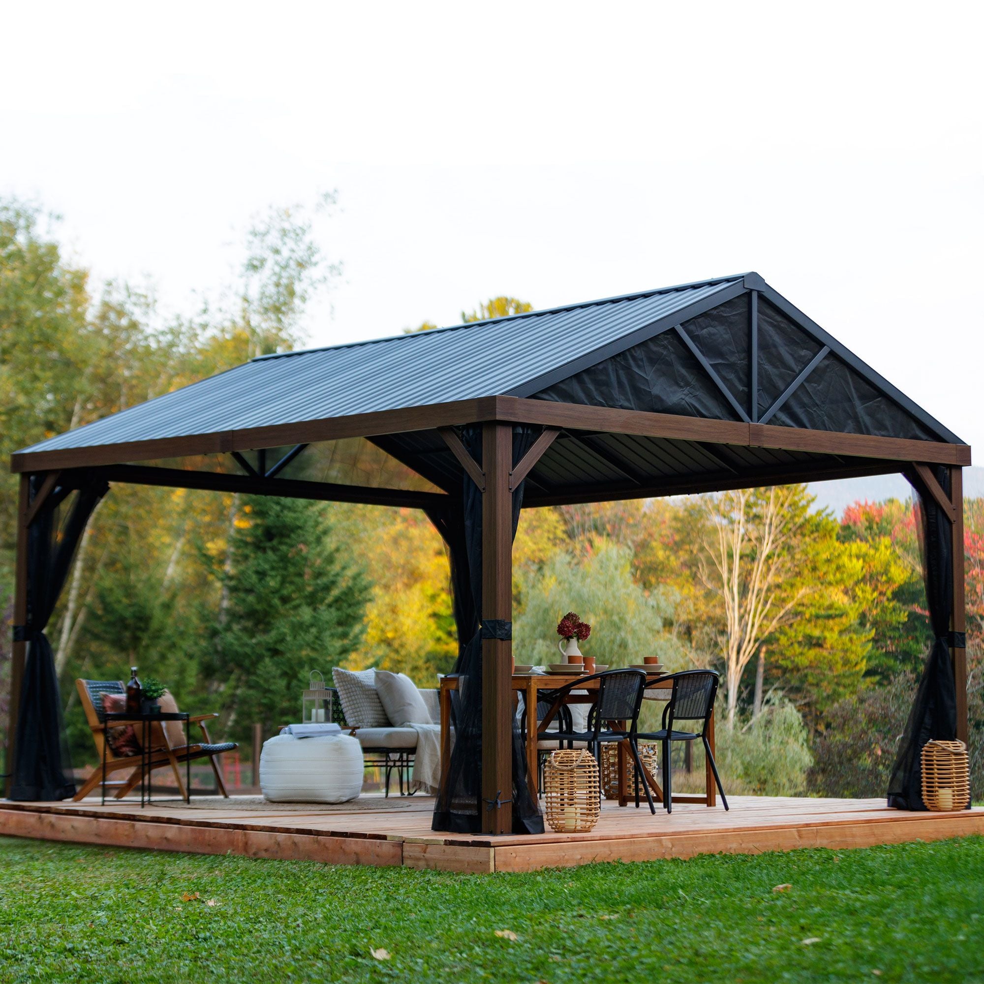 Yamaska 10x14 barn style gazebo, aluminum posts wood finish