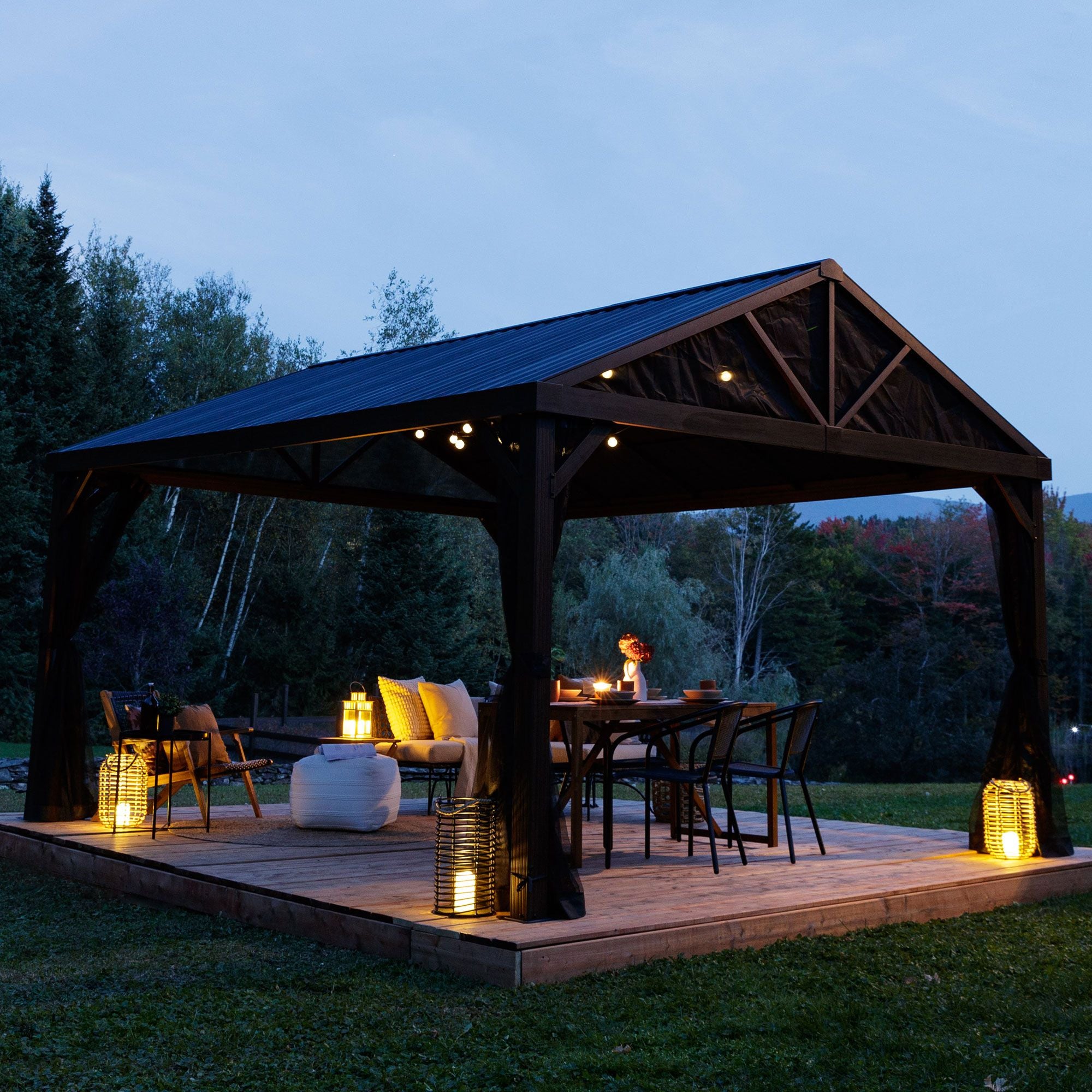 Yamaska 12x20 barn style gazebo, aluminum posts wood finish