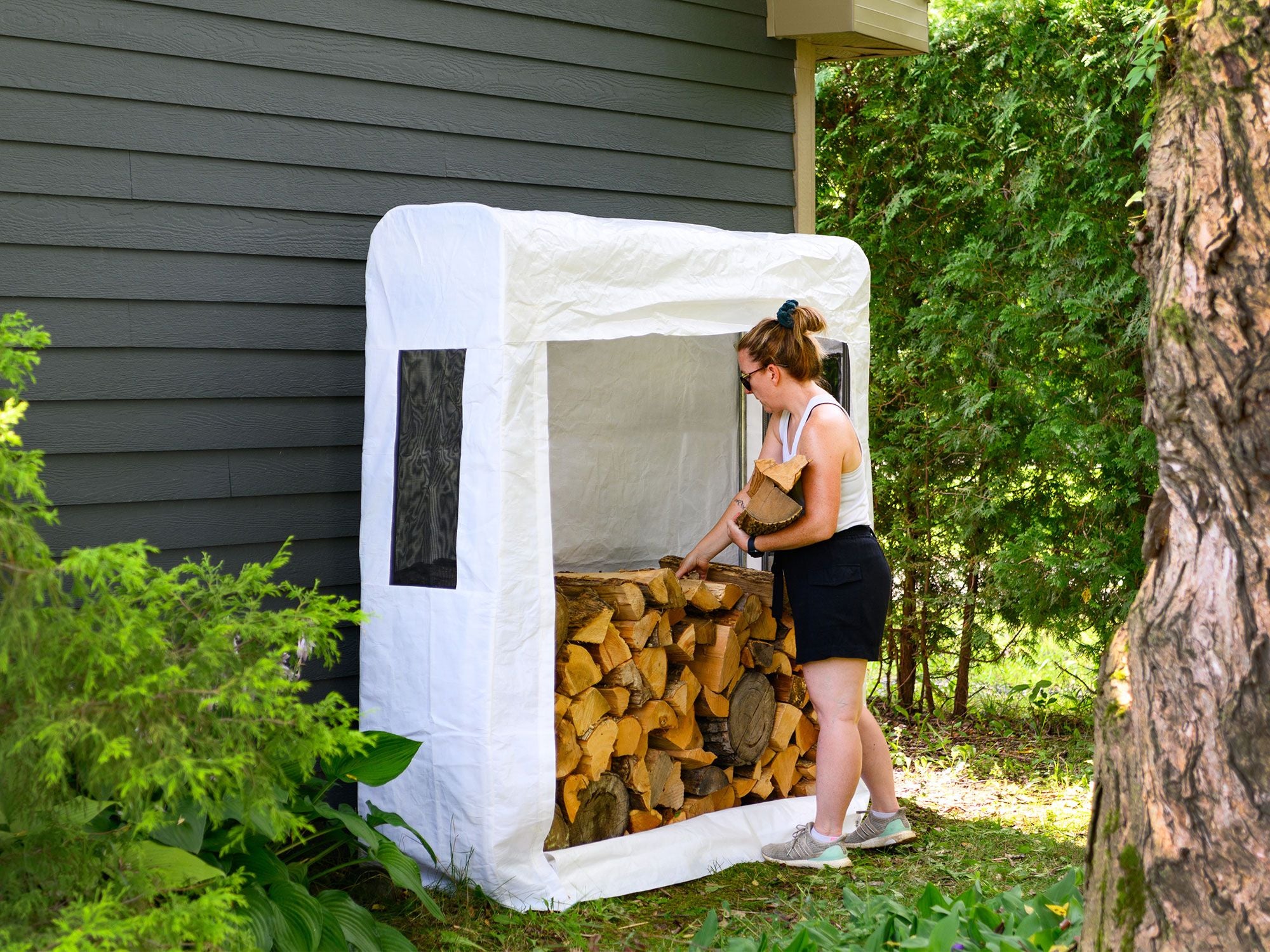 Log Shelter–White