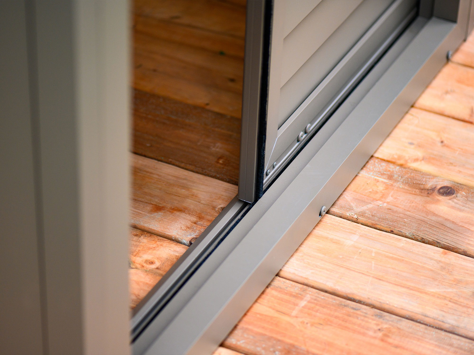 Florence Wall Mounted Solarium