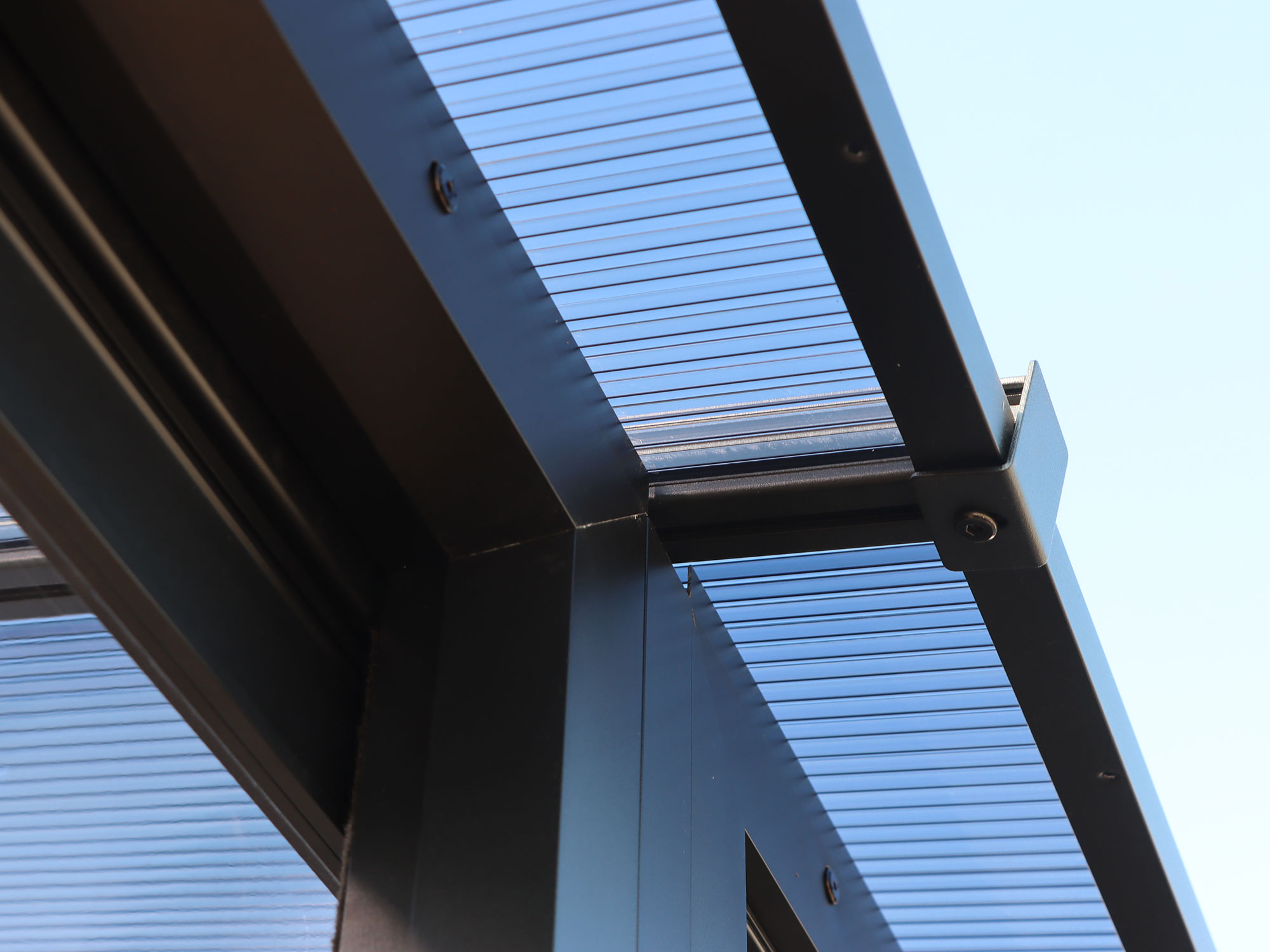 Florence Wall Mounted Solarium